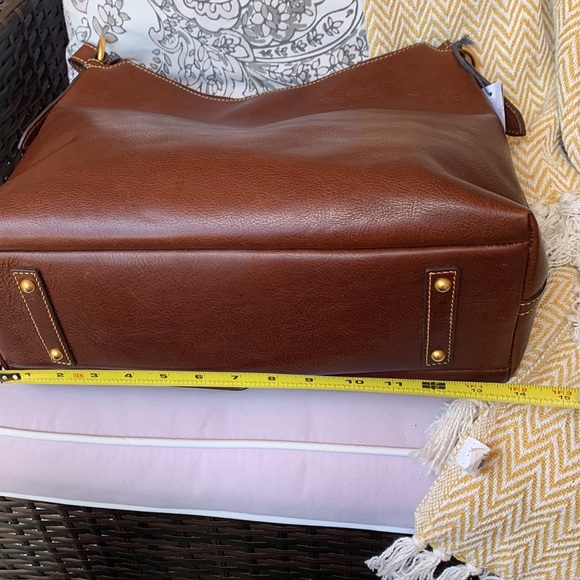 🦆Dooney & Bourke Kingston Hobo in brown chestnut color - Picture 4 of 16